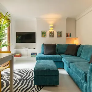 -newly Refurbished- Stylish 5 Minutes From Station W Garden Brighton